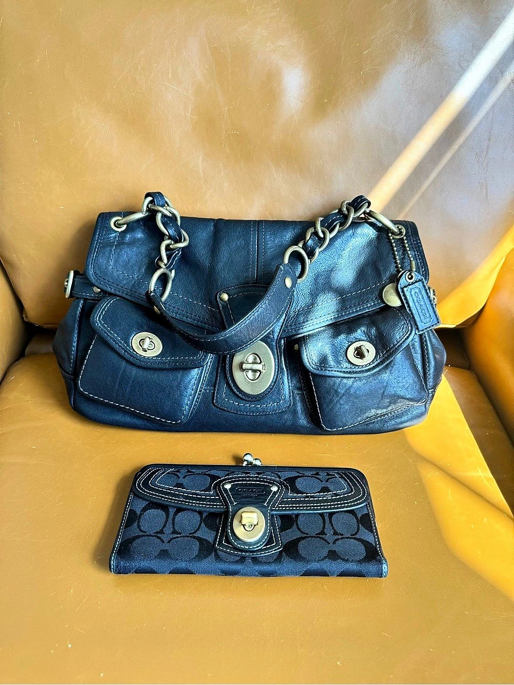 vintage Coach black Leigh + Gigi wallet
